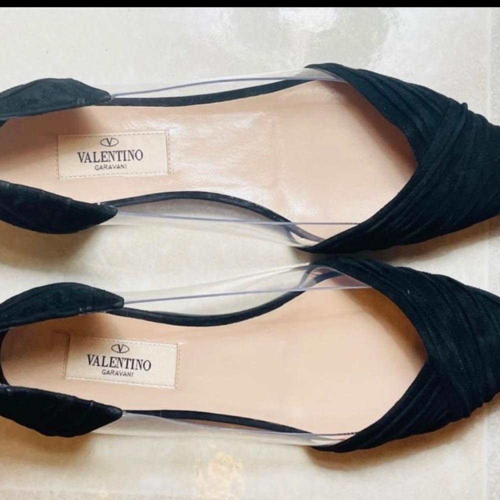 Valentino flat